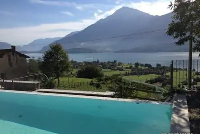 Image de Incroyable Apartm. Le Lac de Côme familiales bienvenus Piscine Animaux autorisés Wifi gratuit