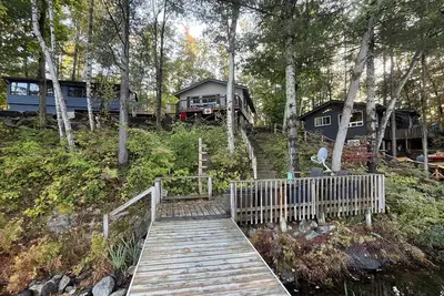 Image de Muskoka Escape 9 Bedroom Private Family Compound