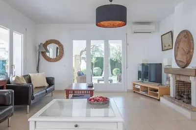 Image de th11 Villa · Cambrils · 4 chambres · 3 salles de bain