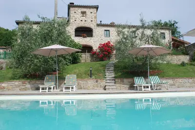 Image de Charmante villa avec piscine privée, grand jardin et vue à couper le souffle