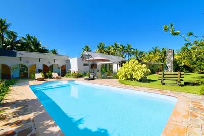 Image de Villa La Cocoteraie 400 m² dans un magnifique jardin, wifi gratuit
