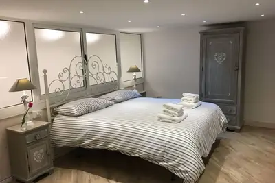 L'escalier de Chiaia: chambre romantique