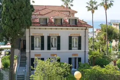 Image de Vue sur la mer appartement dans une villa