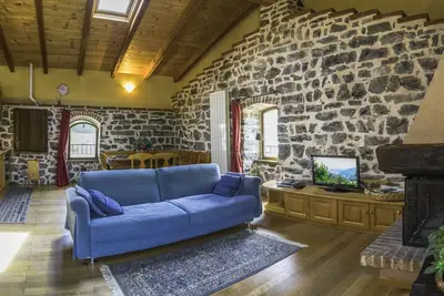 Image de Penthouse avec vue sur le lac dans le château, appartement Cielo
