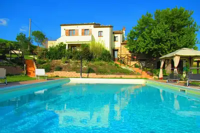 Image de Casa dei sogni d'Oro - Appartement Palazzo avec piscine 12x6 m - vue panoramique