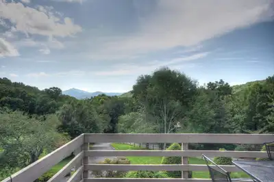 Image de Maison de ville avec vue, Yonahlossee Club Privileges, près de Boone, Blowing Rock, Attractions