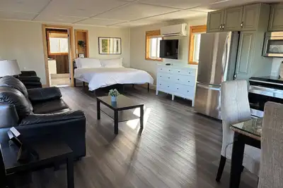 Image de Chalet de campagne pour votre court ou long séjour près de Toronto Newmarket