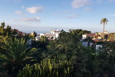 Image de Bel appartement 2 chambres + 2 salles de bains dans le centre d'Arona