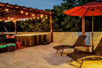 Image de Mar Luxueux Condo 1bd avec bain à remous et piscine