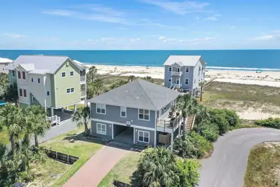 Image de Pas de la plage dans la zone de l'argent Bayou assez avec A Mother-In-Law Suite