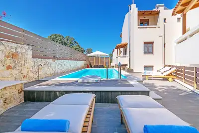 Image de All season-star villa, private pool, near amenities