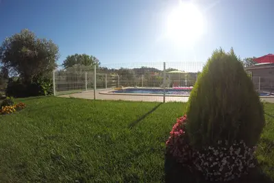 Image de Jeudi Fermier Fraguas avec grande piscine chauffée