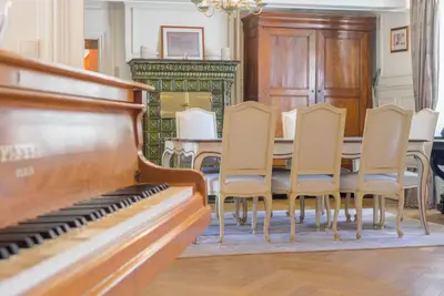 Image de Maison chaleureuse - 4 à 12 personnes