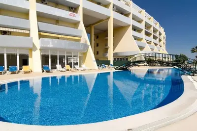Image de Gr8t Oceanview 2-bedrm Condo Apt Pool + Beach + Wi-Fi, à pied du centre de Lagos, Algarve