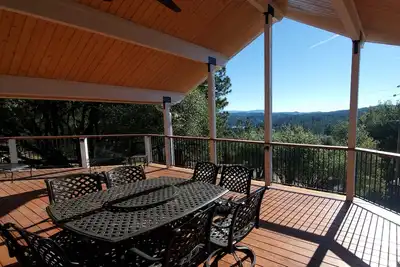 Image de Refuge de montagne pour les familles ~ Vues sur la montagne de la Sierra ~ Yosemite Nat'l Park