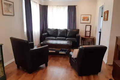 Image de Cottage 2 Chambre Waterview @HideoutOnHowe