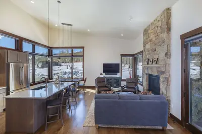 Image de Maison neuve, design moderne et finitions haut de gamme, Wifi gratuit