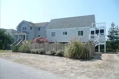 Image de Cottage origine, rehabed, Plage 150 '', Piscine, 4 chambres, 2 Ba, , totalement classé