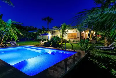 Image de Gros! Maison 3br entièrement équipée, piscine, jardins et WiFi