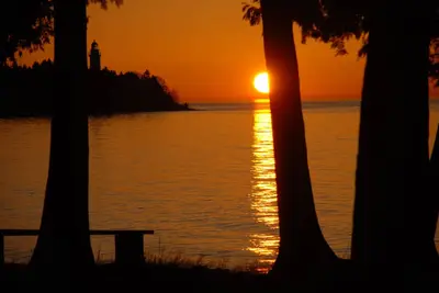 Image de Lake-House avec la meilleure vue de l'île de Cana et son phare que vous pouvez trouver!
