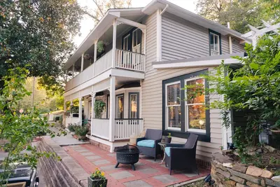 Image de Randonnée d'une journée dans les cascades du nord de l'Australie: séjour confortable et confortable la nuit!