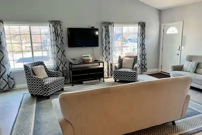 Image de 405 S. Madison, Suite B