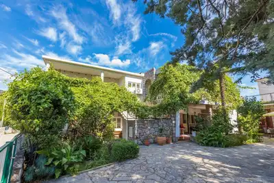 Image de Appartement de deux chambres avec la terrasse et la vue sur le mer Selce, Crikvenica (A-2381-b)