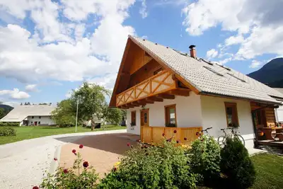 Image de Chalet Pr'Dobravc, avec grand jardin, près du lac Bohinj et du parc Triglav