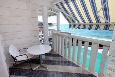 Image de Garçonnière prés de la plage Rogoznica (As-7557-b)