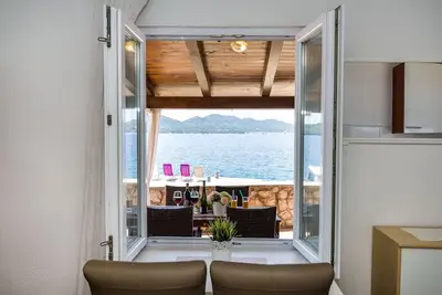 Garçonnière prés de la plage Lavdara, Dugi otok (As-435-b)