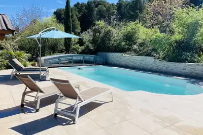 Image de La Villa des Anges : Maison décorée climatisée avec piscine et jardin