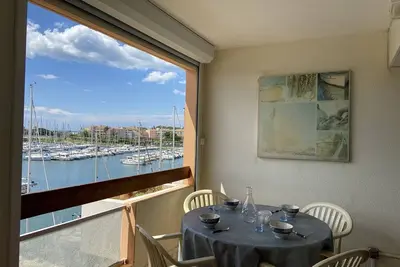 Image de 2p Cabine, 6 couchages, terrasse, parking, proche plage - Cap d'Agde