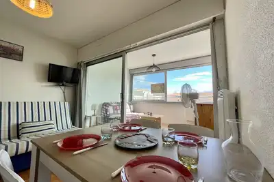 Image de Studio cabine avec parking à 600m des plages à Sète
