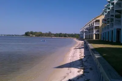 Image de Attention Snow Birds Dec et Jan toujours disponible 2000 $ / mois au total