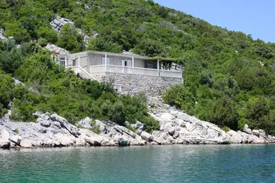 Image de Garçonnière prés de la plage Kabli, Peljesac (As-10221-a)