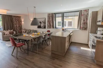 Image de Sr, Top 3 - Ap. 100m² mit 3 Sz, Terrasse 24m²