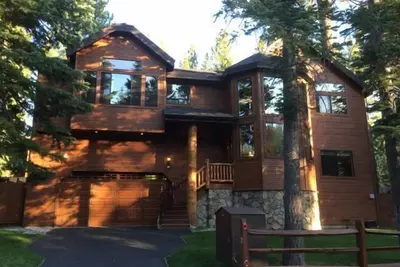 Image de Accueil personnalisé de luxe W / Hot Tub & Table de billard