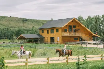 Image de \"La grange\" à M & M Ranch - Bragg Creek, Alberta, Canada