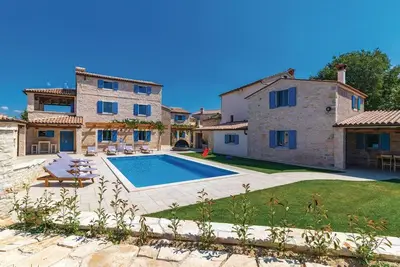 Image de Beautiful home in Bokordici