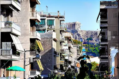 Image de Expérience d'art urbain avec vue sur l'Acropole