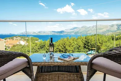 Image de Bel appartement 1 chambre à Cavtat