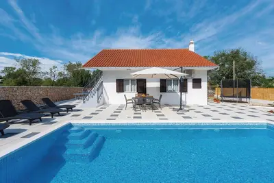 Image de Superbe maison à Unesic avec WiFi