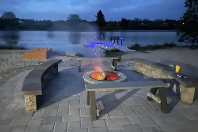 Image de Gearhart Lakefront Vacation Rental