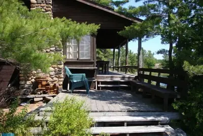 Image de Private Island-Georgian Bay, Ont. - Pointe au Baril, Near Ojibway Club