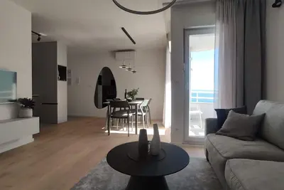 Appartement de deux chambres avec la terrasse et la vue sur le mer Split (A-2983-a)