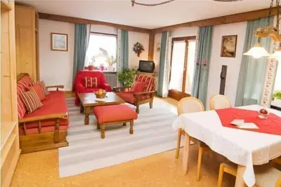 Image de -1- Ferienwohnung Rosenquarz (70qm), Balkon, Küche extra, 2 Schlaf- und 1 Wohn-/Schlafzimmer, max 5 Personen
