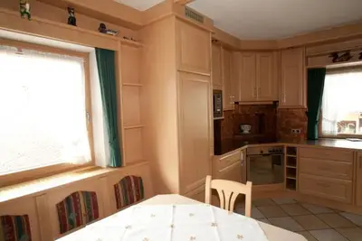 Image de große, exclusive Ferienwohnung mit 3 Schlafzimmern, Balkon für 3 - 5 Personen