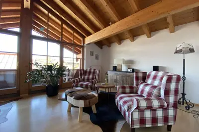 (4) FeWO Edelweiß, Zwei-Raum-Wohnung, ca. 88 qm mit Balkon