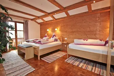 Image de \"Schöne Aussicht\" 73 qm, gemütliche Ferienwohnung mit Südostbalkon