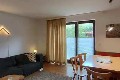 Image de Ferienwohnung Bungalow (125qm), Terrasse, Garten, Küche extra, 3 Schlaf- 1 Wohnzimmer, 2 Badezimmer, Wlan, max 6 Personen